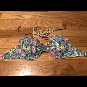 Victoria’s Secret top